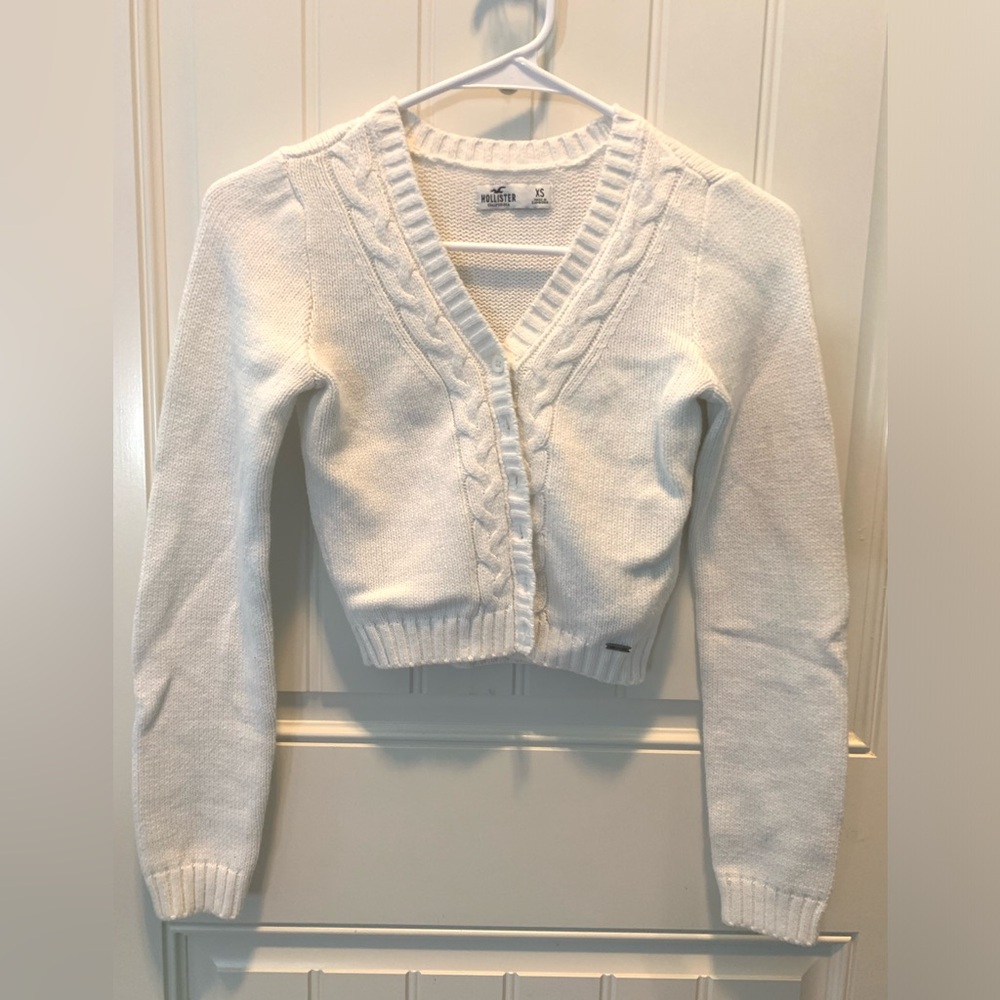 Hollister cardi